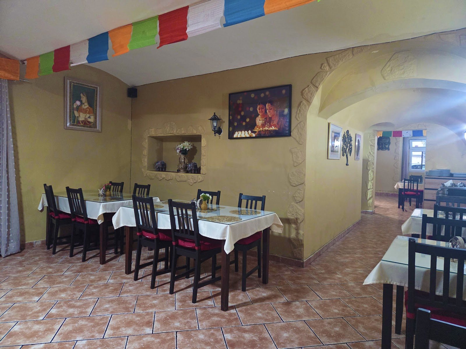 PASHUPATI indická a nepálská restaurace — fotka 7